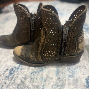 Circle G Brown Ankle Boots with Cutout Design